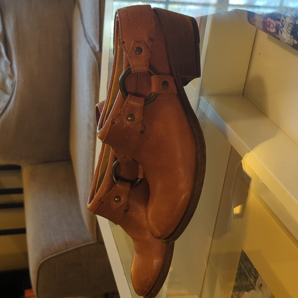 FRYE Carson 70160 Distressed Brown Harness Mule Shoes Size 6